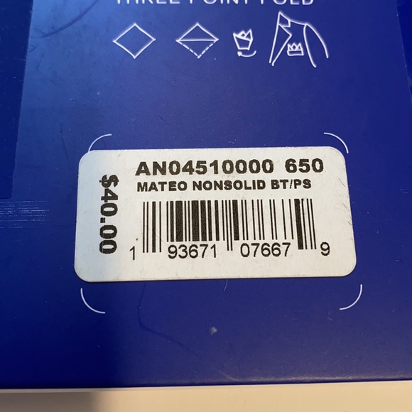 Apt 9 bow tie and pocket square set - Picture 4 of 4